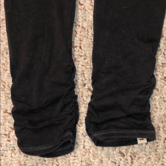 Dark Grey Hollister Leggings - Picture 4 of 4